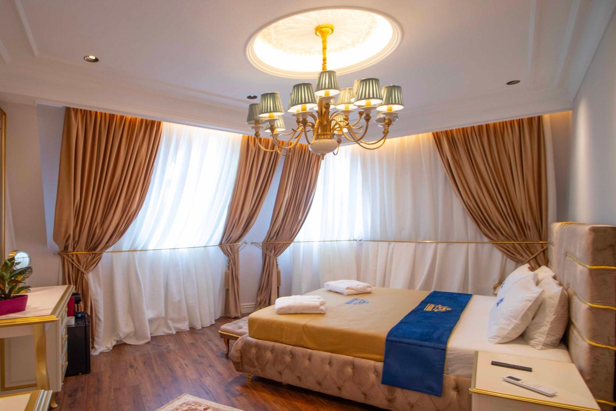 Hotel Ambasada Qta Patza-Kuqani Esterno foto