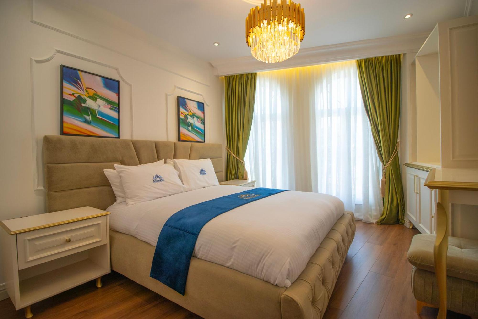 Hotel Ambasada Qta Patza-Kuqani Esterno foto