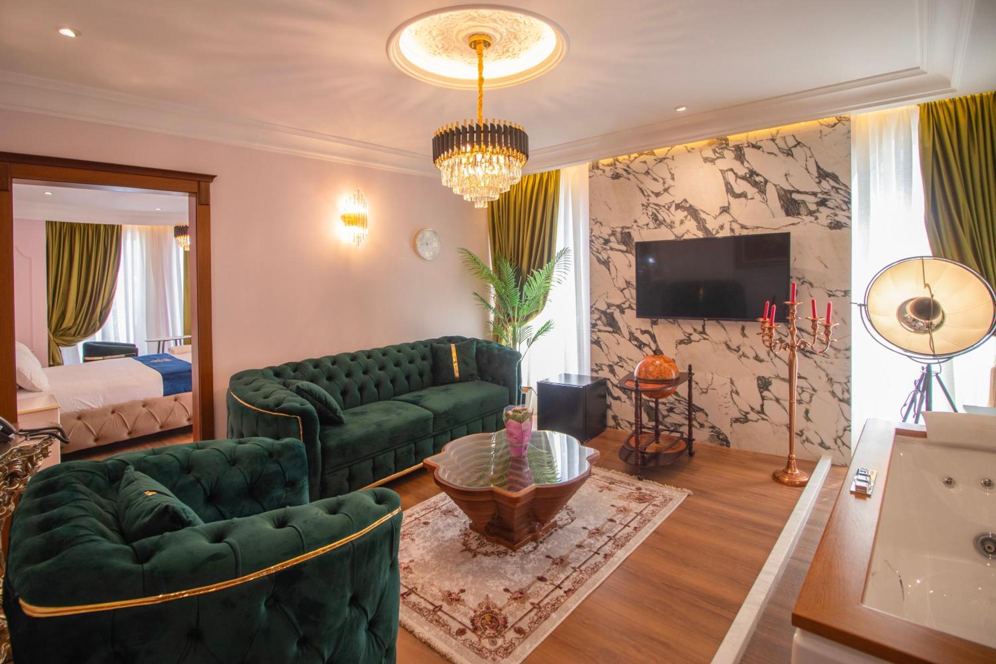 Hotel Ambasada Qta Patza-Kuqani Esterno foto