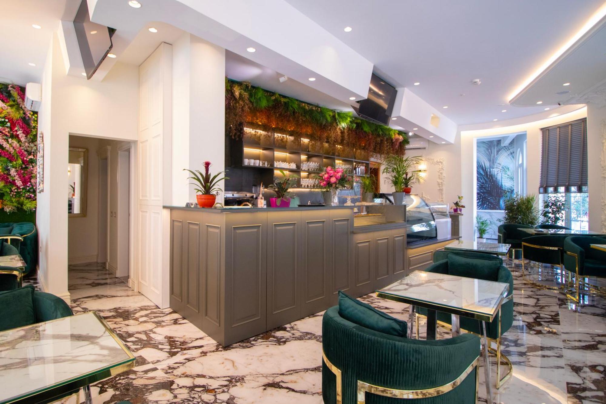 Hotel Ambasada Qta Patza-Kuqani Esterno foto