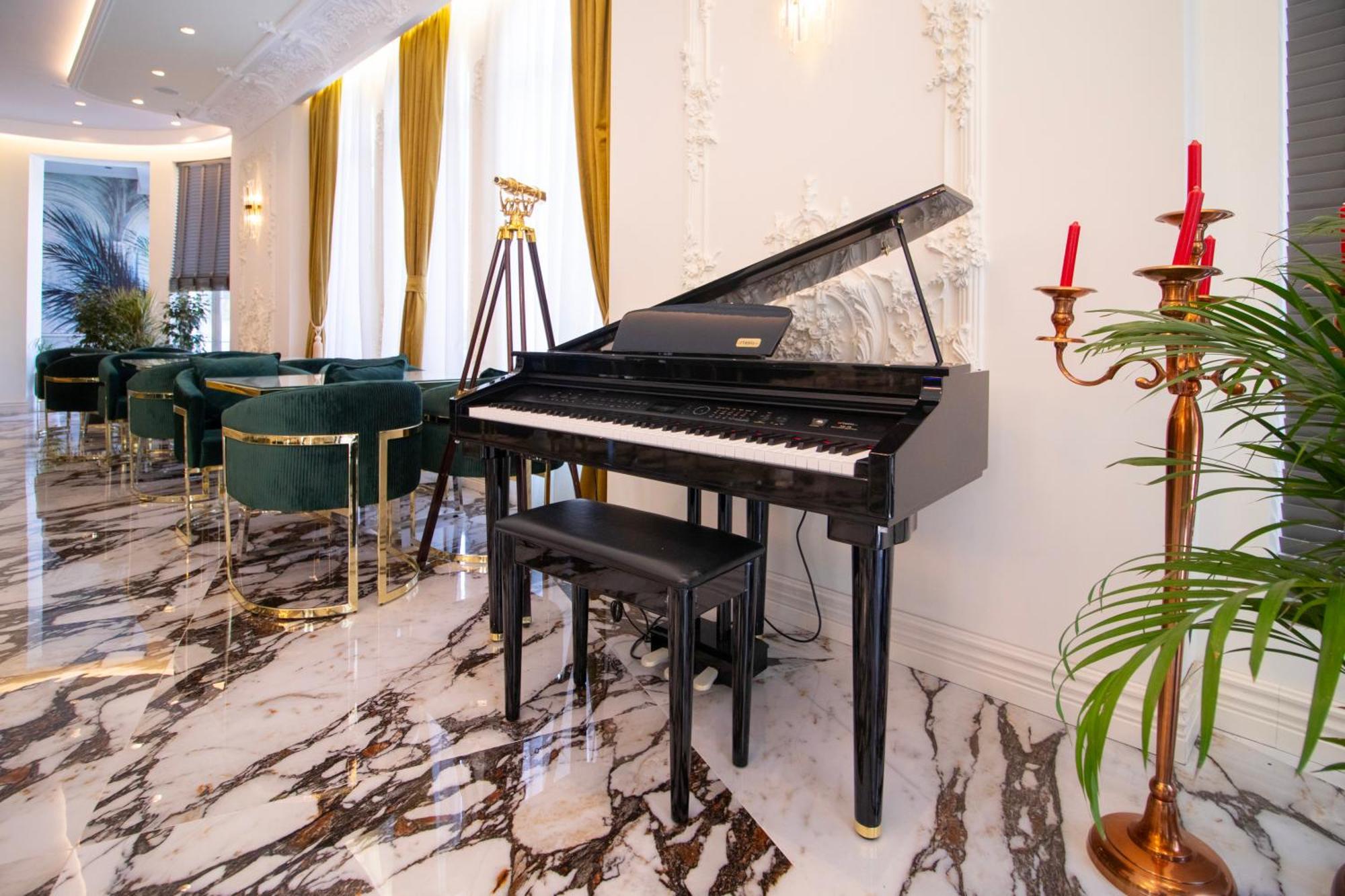 Hotel Ambasada Qta Patza-Kuqani Esterno foto