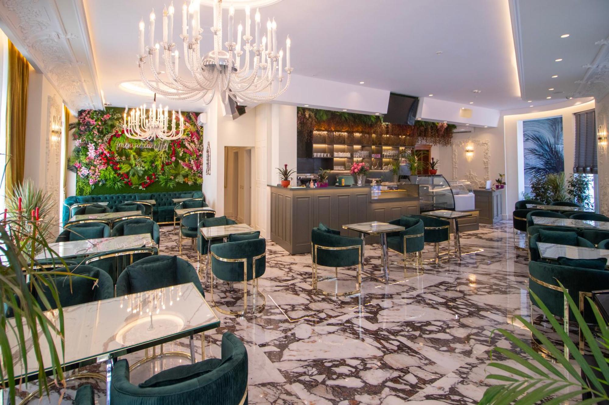 Hotel Ambasada Qta Patza-Kuqani Esterno foto