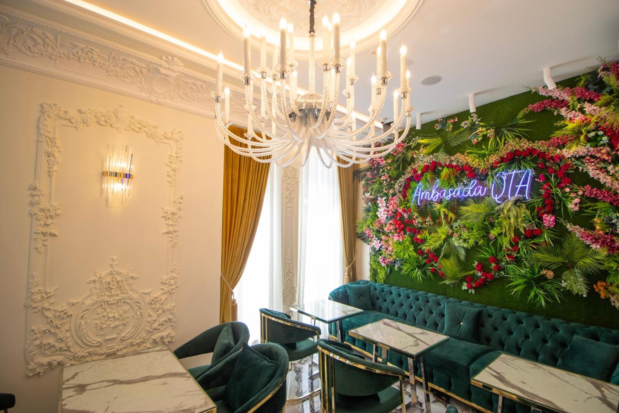 Hotel Ambasada Qta Patza-Kuqani Esterno foto