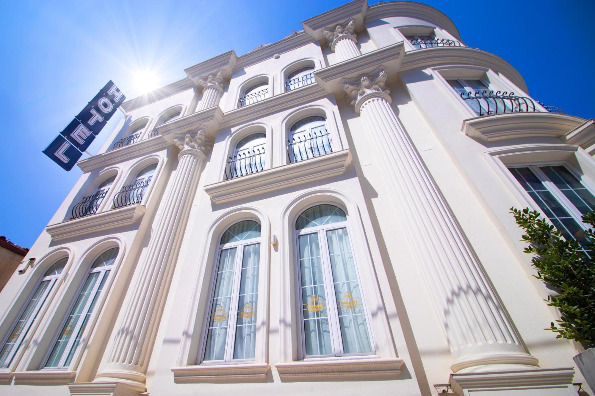 Hotel Ambasada Qta Patza-Kuqani Esterno foto