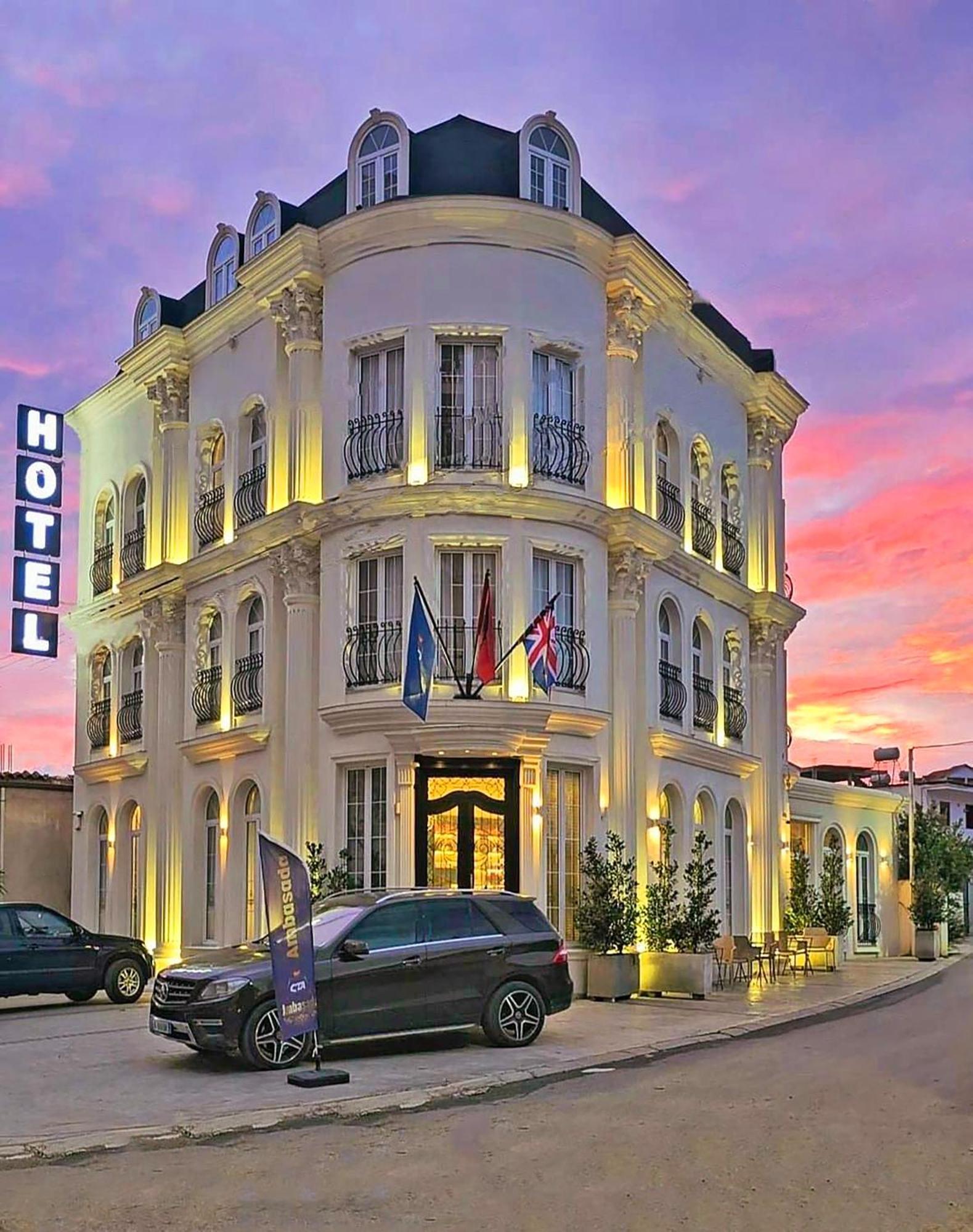 Hotel Ambasada Qta Patza-Kuqani Esterno foto