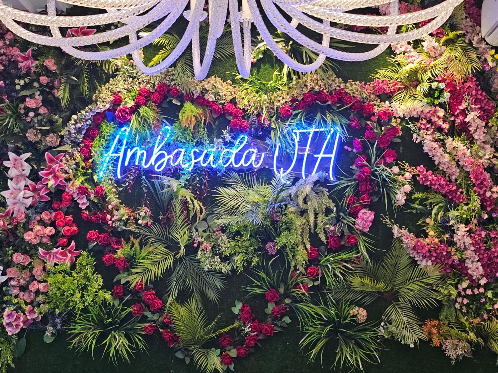 Hotel Ambasada Qta Patza-Kuqani Esterno foto