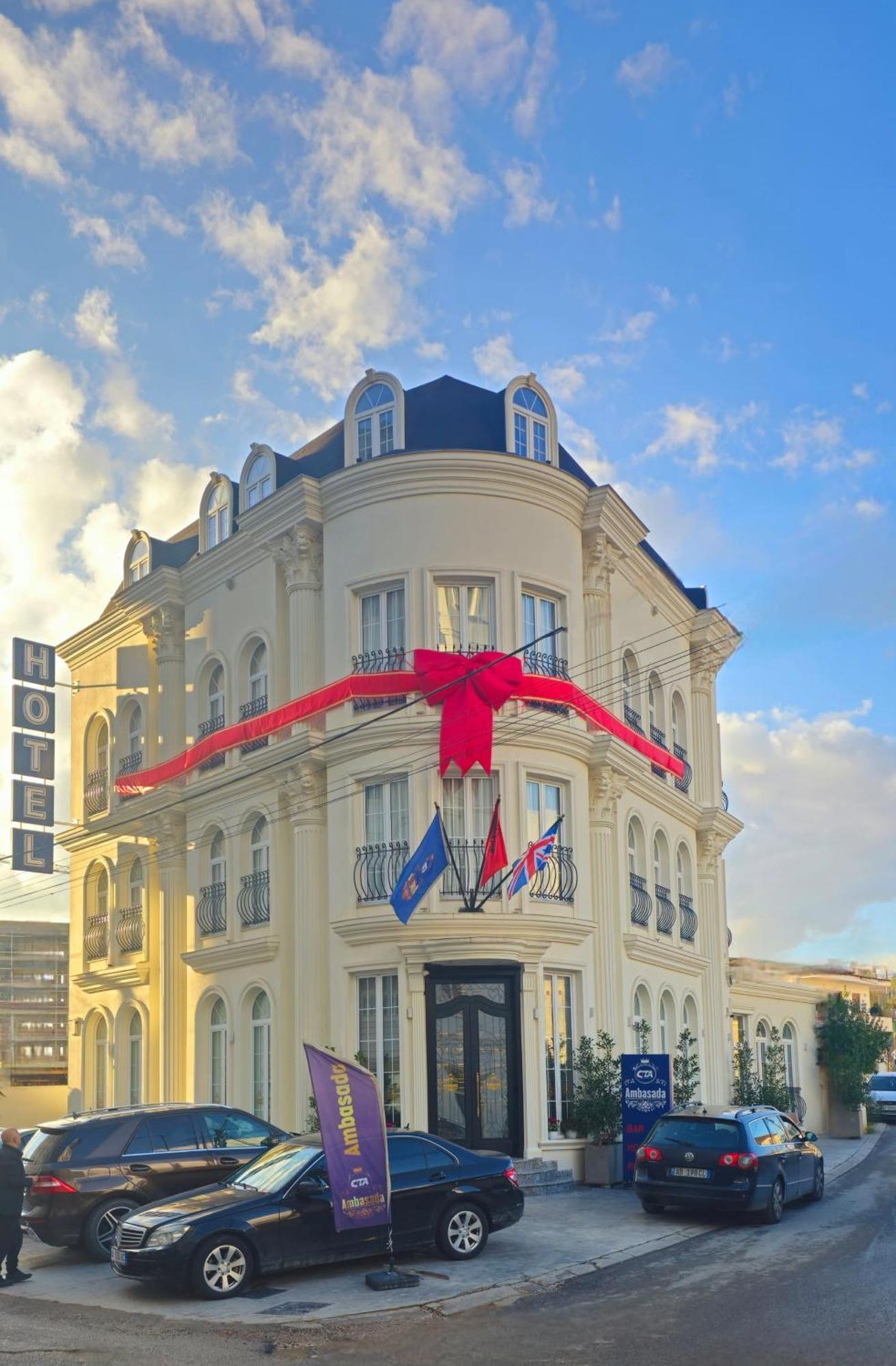 Hotel Ambasada Qta Patza-Kuqani Esterno foto